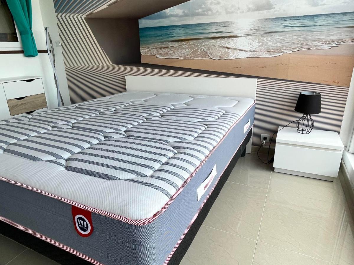 Barcaresa-Ravissant Appartement Piscine Vue Mer Wifi Parking Gratuit Ле Баркарес Экстерьер фото