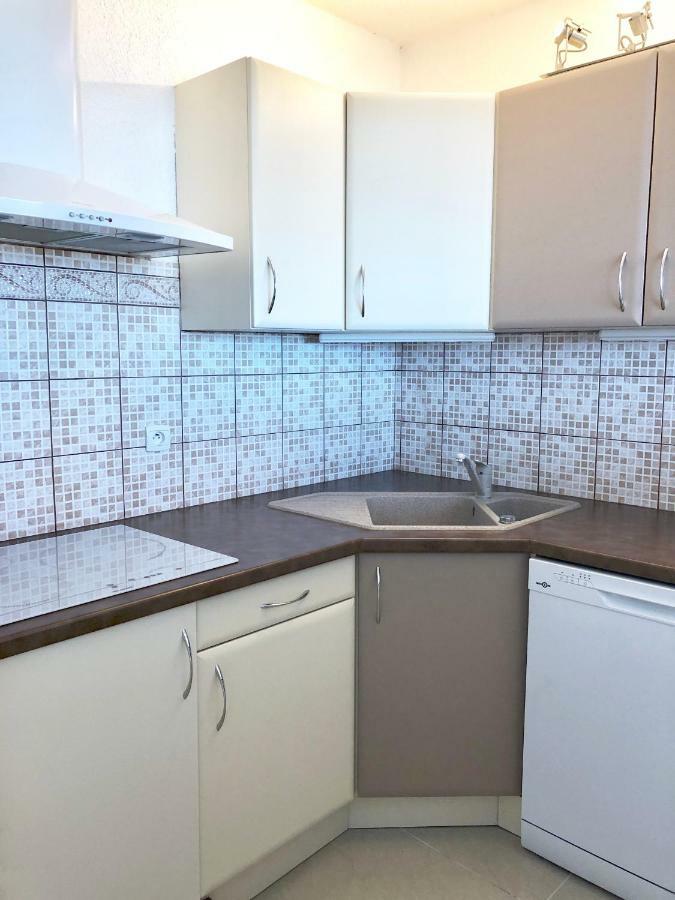 Barcaresa-Ravissant Appartement Piscine Vue Mer Wifi Parking Gratuit Ле Баркарес Экстерьер фото